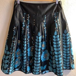 Mossimo black and turquoise skirt. (2)